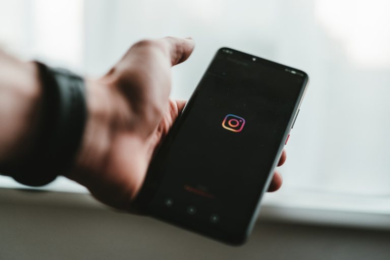 11 Essential Instagram Contest Rules to Follow to Avoid Legal Trouble